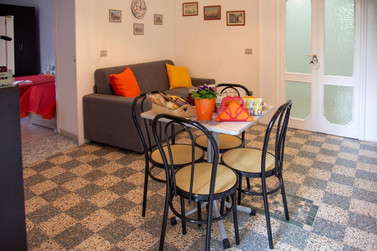 Domus Anticaglia By Domusextra Lejlighed Napoli Eksteriør billede