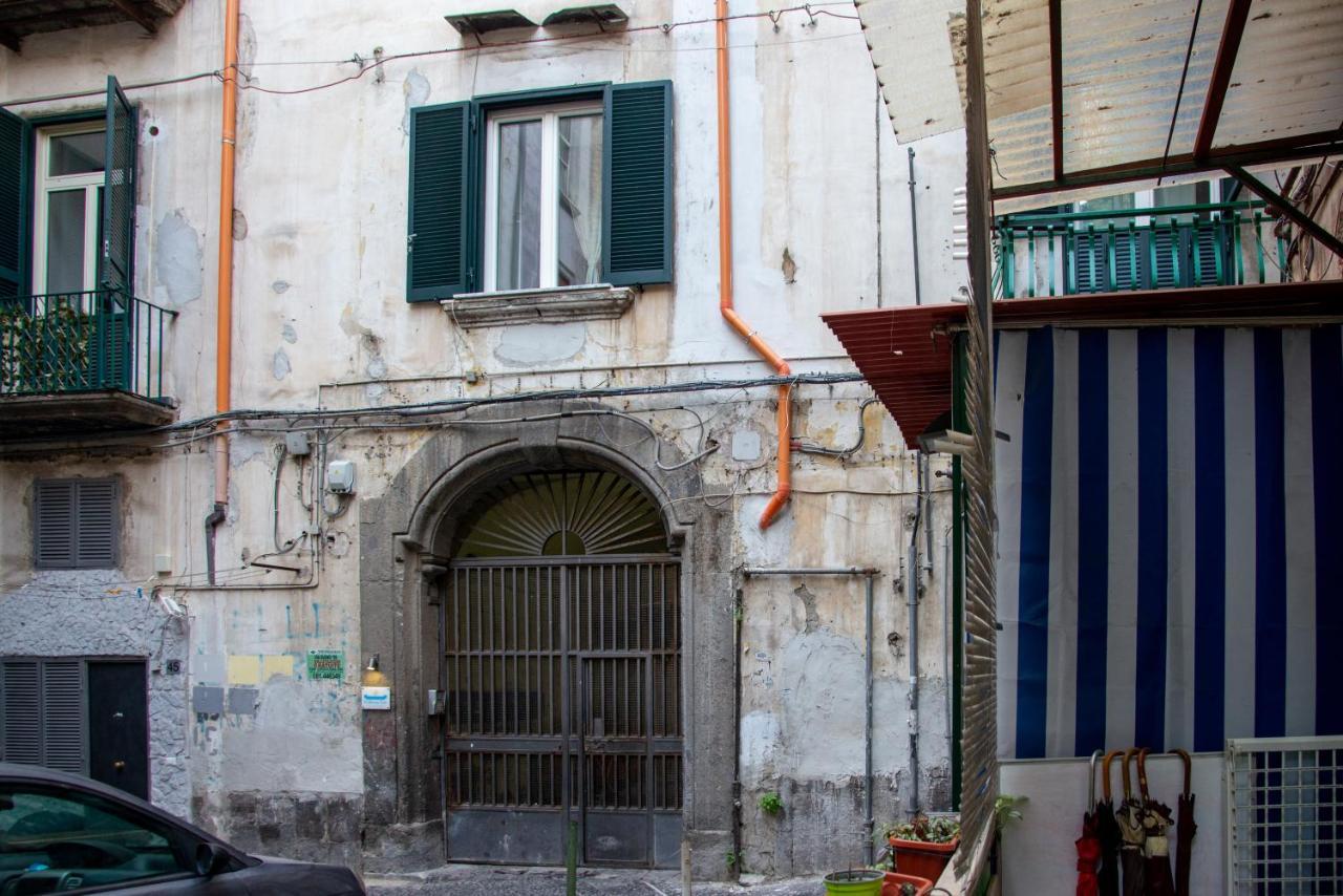 Domus Anticaglia By Domusextra Lejlighed Napoli Eksteriør billede