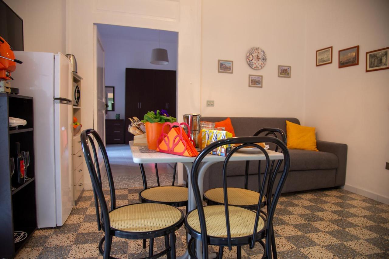 Domus Anticaglia By Domusextra Lejlighed Napoli Eksteriør billede
